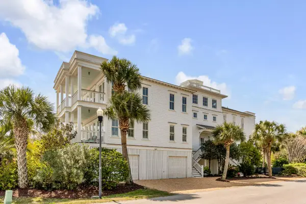 904 Middle Street, Sullivans Island, SC 29482
