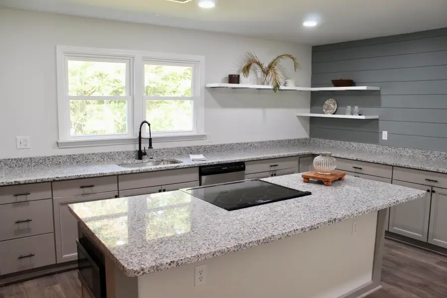 200 Roosevelt Drive, Saint Stephen, SC 29479 - Image #2