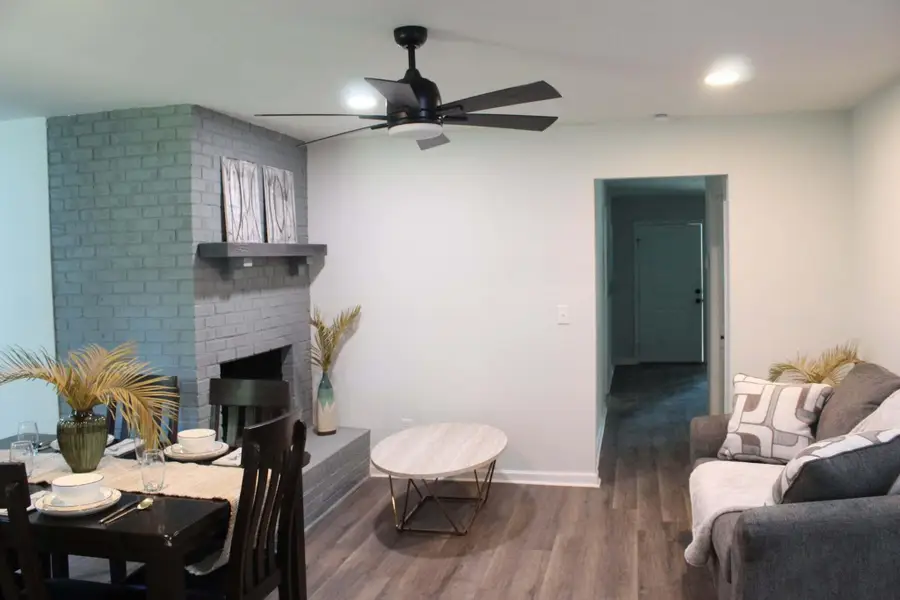 200 Roosevelt Drive, Saint Stephen, SC 29479 - Image #3