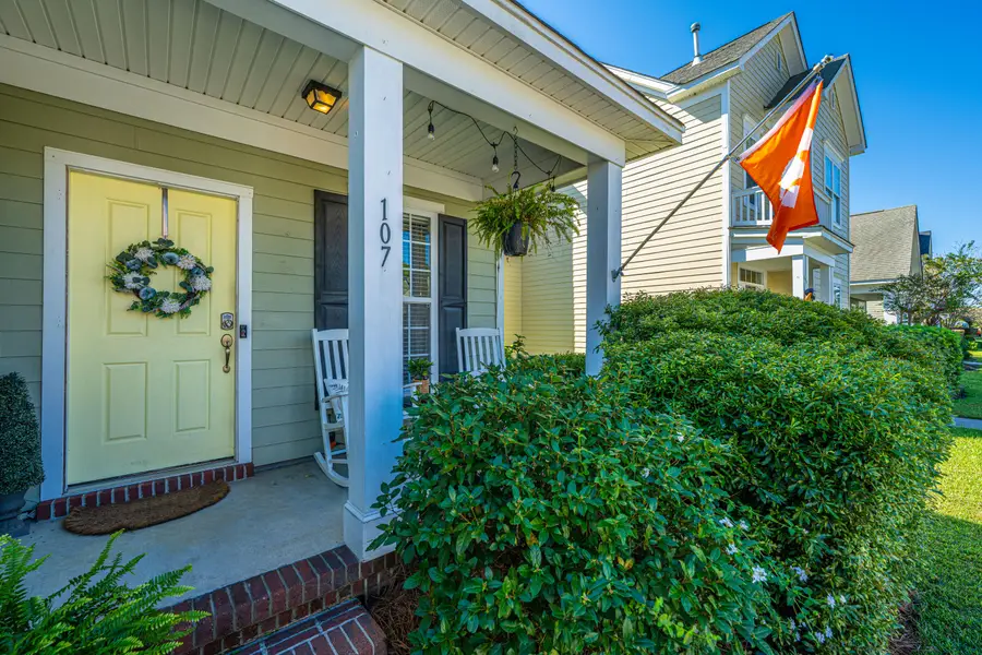 107 Foxglove Avenue, Summerville, SC 29483 - Image #3