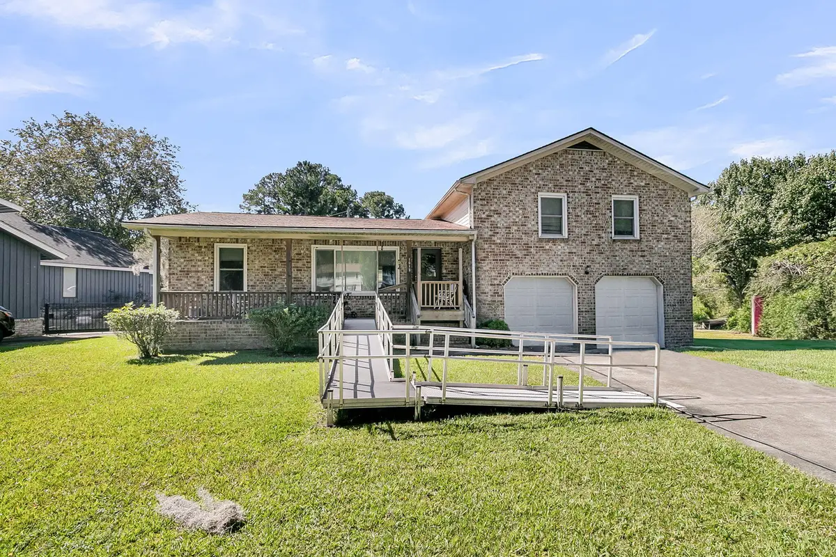 1019 Live Oak Avenue, Moncks Corner, SC 29461 - Image #1