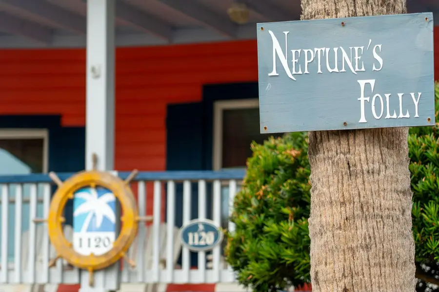 1120 E Arctic Avenue, Folly Beach, SC 29439 - Image #2