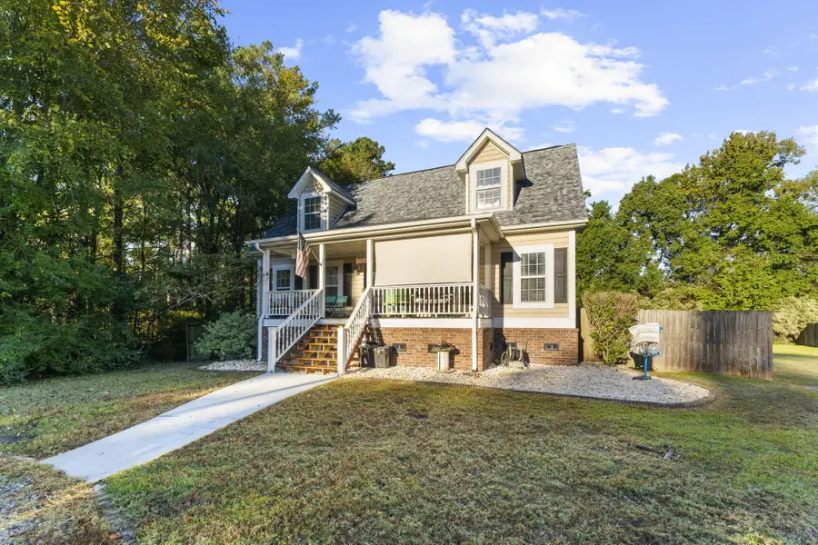 115 Young Drive, Summerville, SC 29483 - Image #2