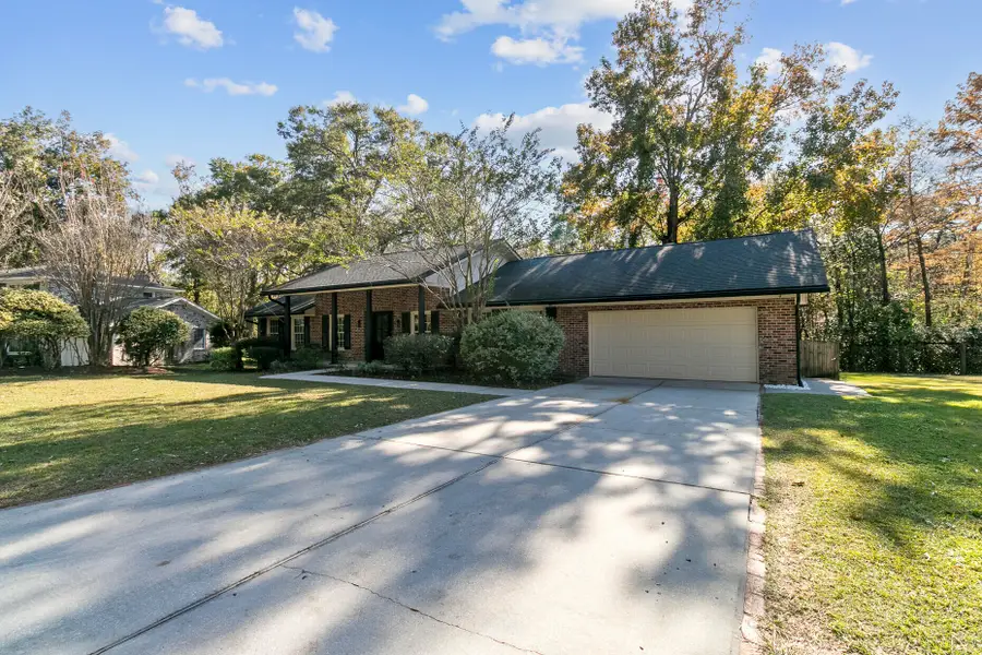 5895 Lakeview Place Place, Hanahan, SC 29410 - Image #2