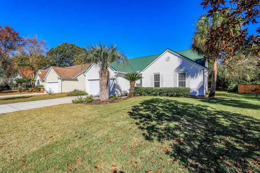 434 S Piazza Court, Mount Pleasant, SC 29464 - Image #2