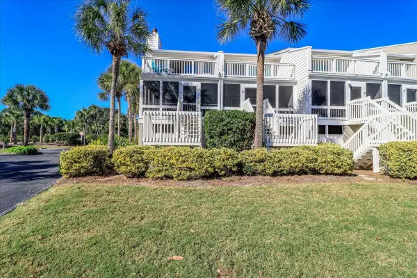 64 Beach Club Villas, Isle of Palms, SC 29451