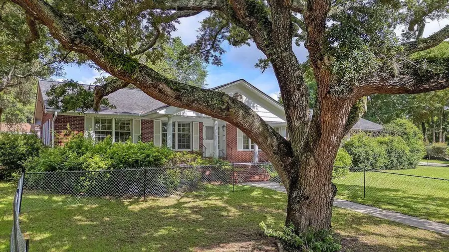 613 Noble Lane, Mount Pleasant, SC 29464 - Image #2