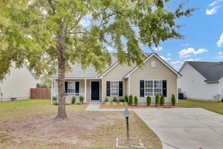 115 Dovetail Circle, Summerville, SC 29483 - Image #2