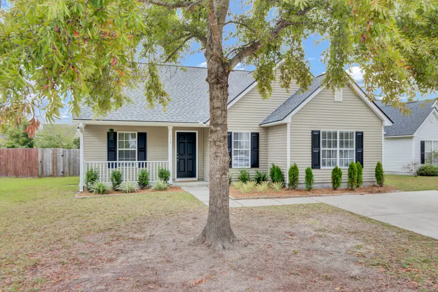 115 Dovetail Circle, Summerville, SC 29483 - Image #3