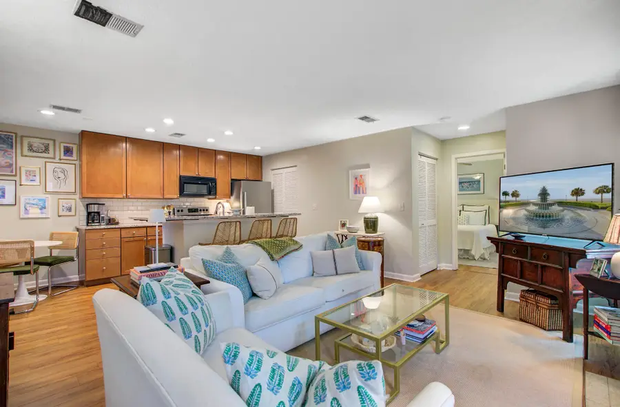 272 Alexandra Drive #11, Mount Pleasant, SC 29464 - Image #3