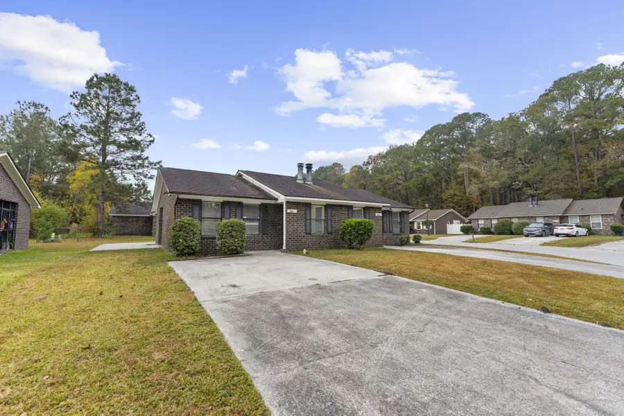 182 Dorchester Manor Boulevard #A&B, North Charleston, SC 29420 - Image #3