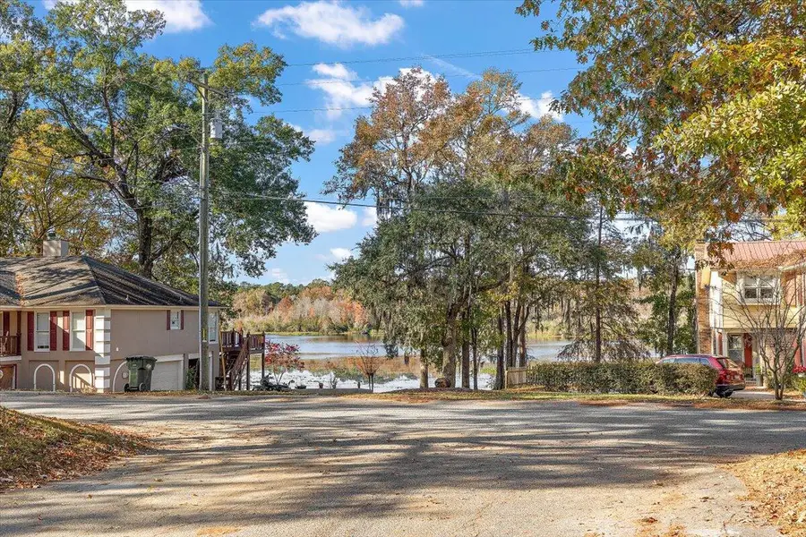 109 Hampton Avenue, Goose Creek, SC 29445 - Image #3