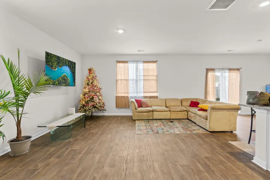 126 Lagoona Drive, Summerville, SC 29483 - Image #2