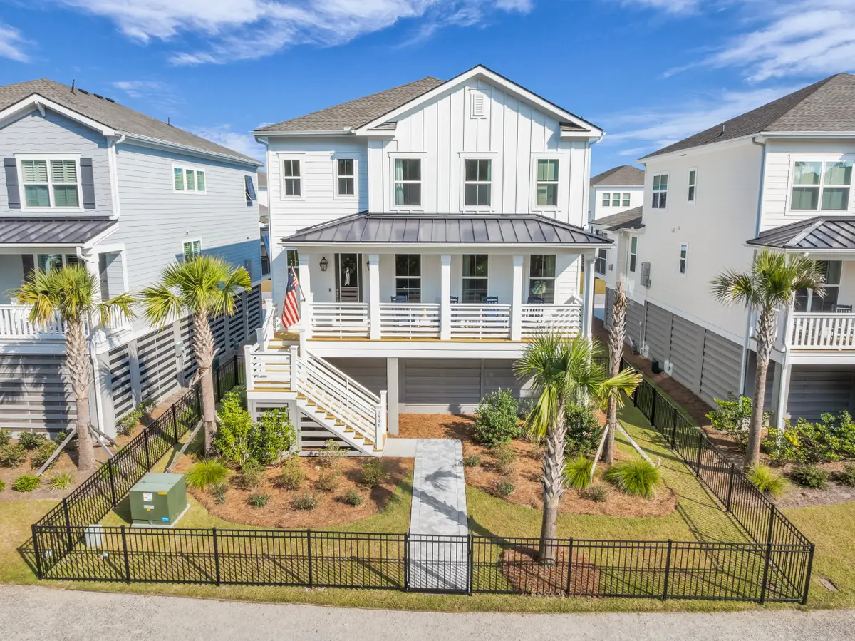 1546 N Lakeshore Drive, Mount Pleasant, SC 29466 - Image #1