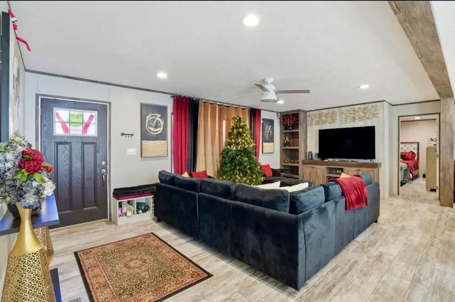 237 W Steele Drive, Summerville, SC 29483 - Image #2