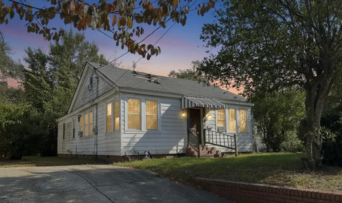 872 Ashley Avenue, Charleston, SC 29403 - Image #1