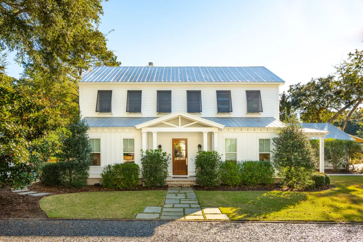 304 4th Avenue, Mount Pleasant, SC 29464 - Image #1