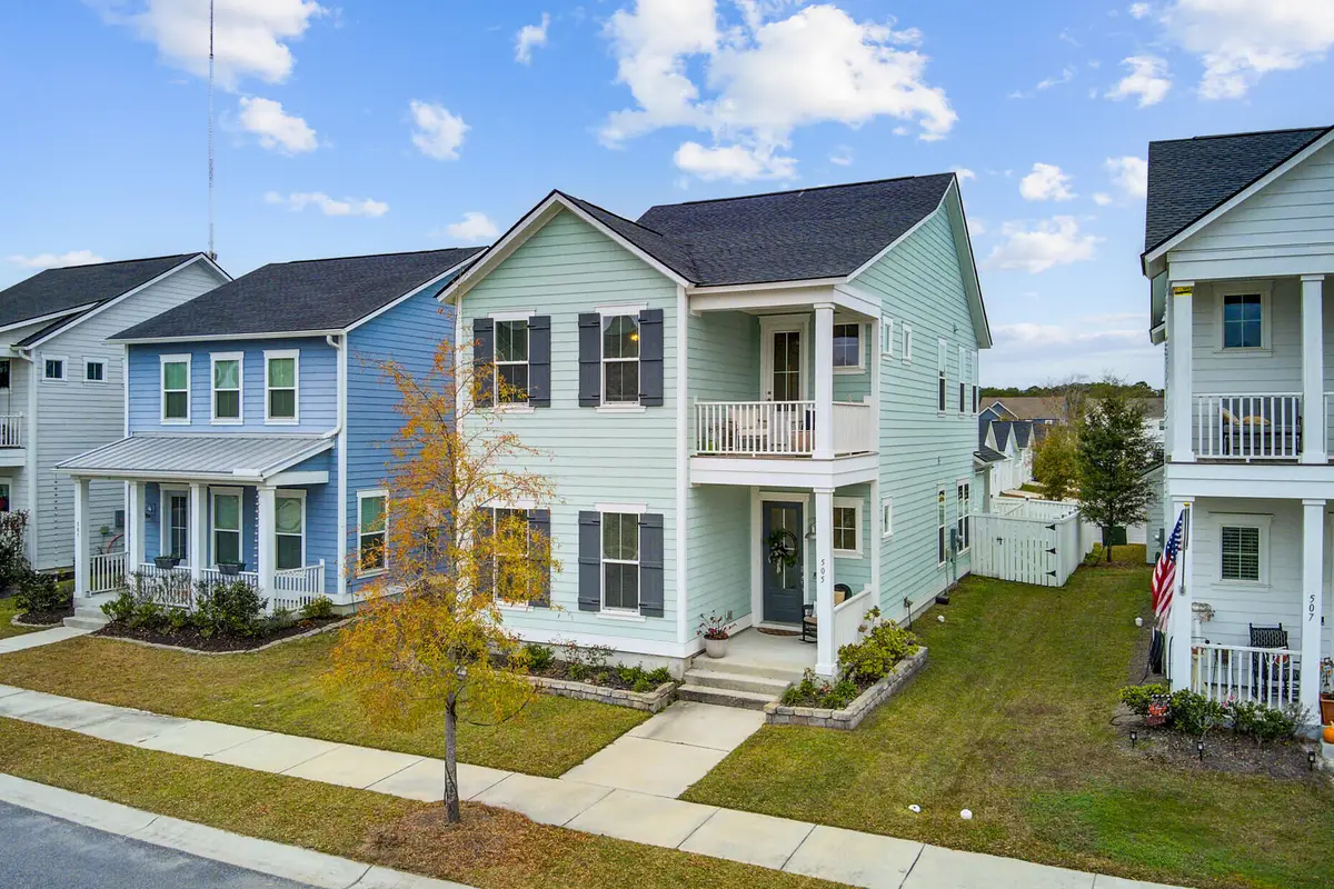 505 N Commodore Way, Summerville, SC 29483 - Image #1