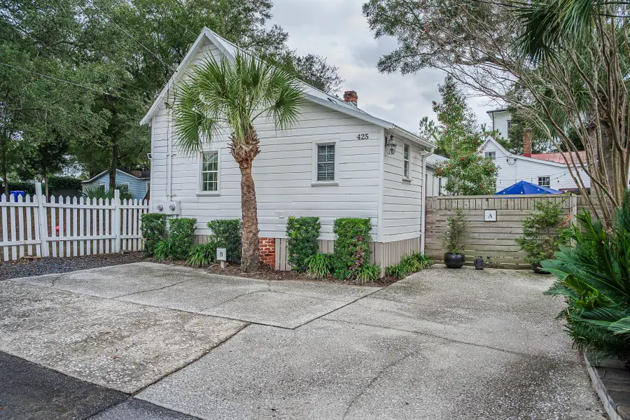 425 King Street, Mount Pleasant, SC 29464 - Image #2