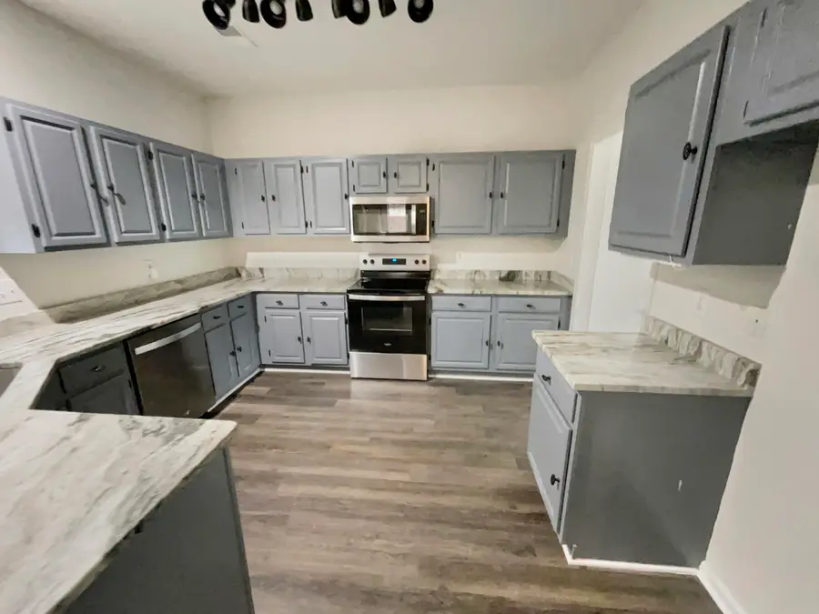 5407 Barnsley Drive, North Charleston, SC 29420 - Image #2