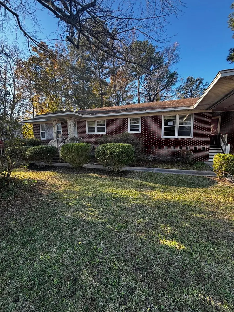 4046 W Montague Avenue, North Charleston, SC 29418 - Image #2