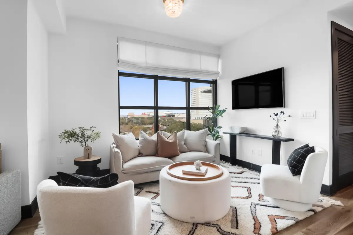 5 Gadsdenboro Street #501, Charleston, SC 29401 - Image #1