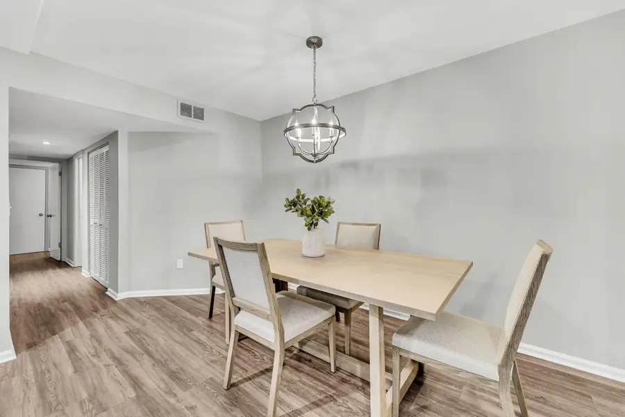 1054 Anna Knapp Boulevard #4a, Mount Pleasant, SC 29464 - Image #3