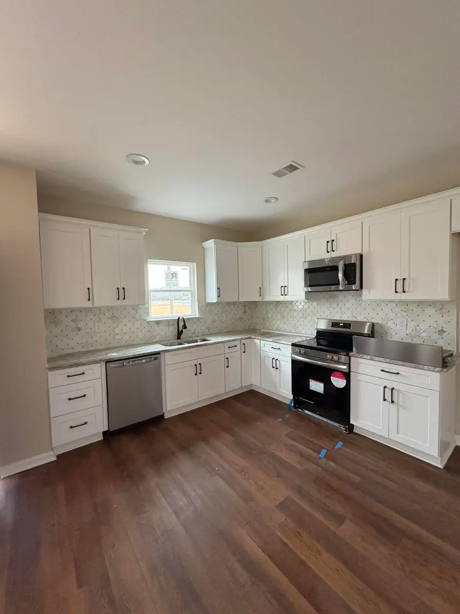 208 Avocada Dr Drive, Santee, SC 29142 - Image #2