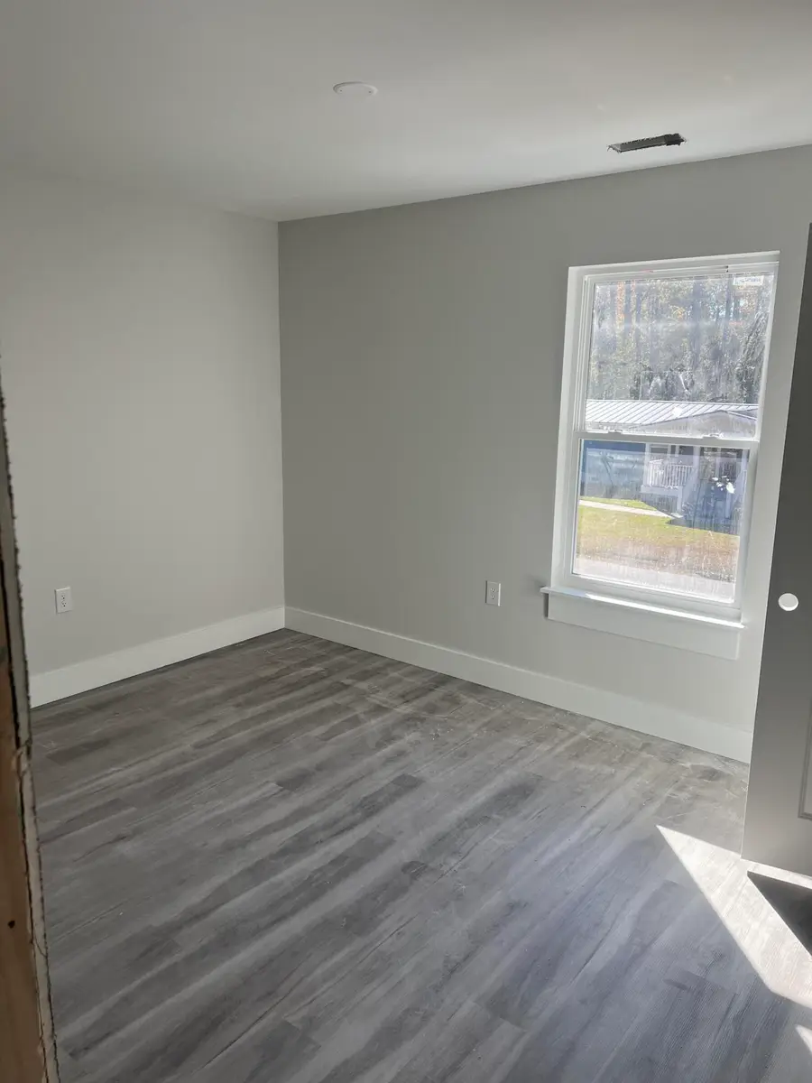 409 University Dr Drive, North Charleston, SC 29418 - Image #3