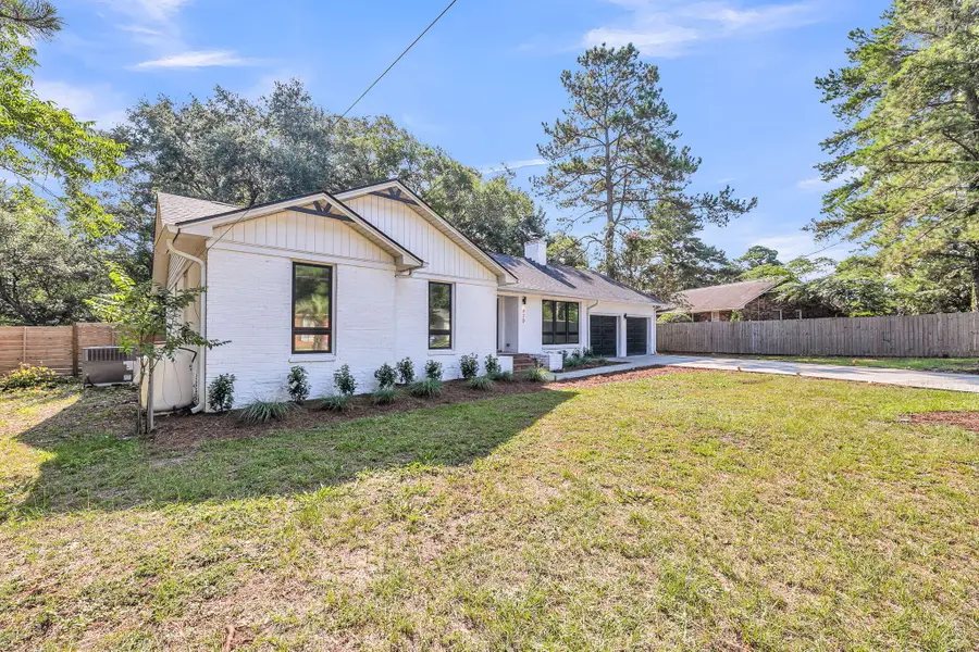 970 Cottingham Drive, Mount Pleasant, SC 29464 - Image #2