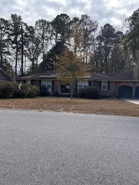 210 Pointer Drive, Summerville, SC 29485 - Image #2