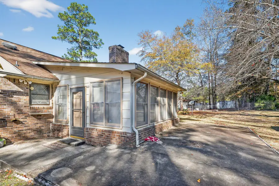 2572 Spring Valley Circle, Orangeburg, SC 29118 - Image #2