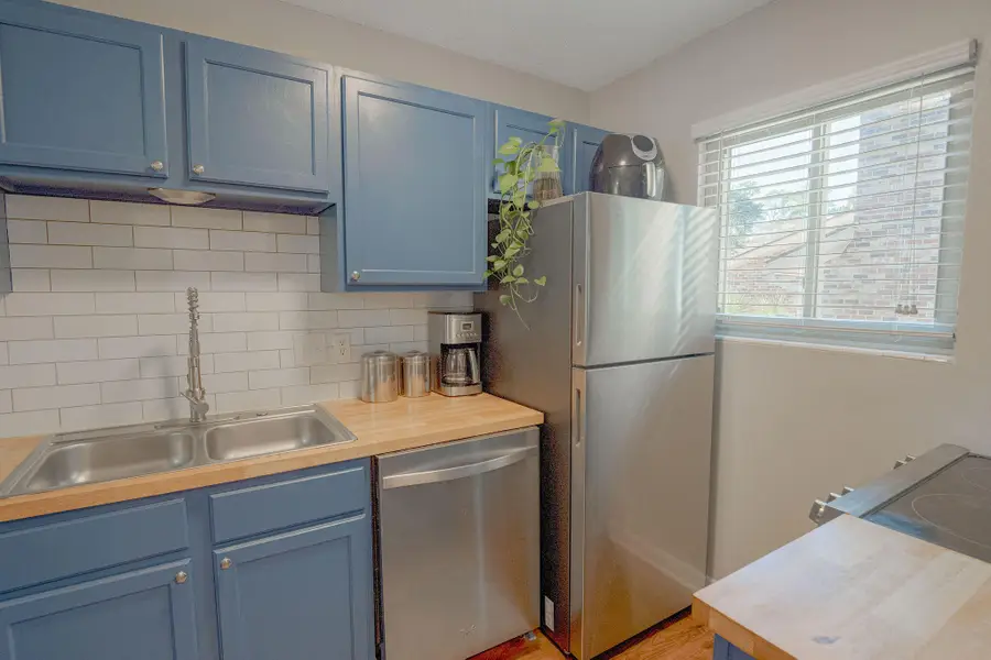 401 Andrea Lane, Hanahan, SC 29410 - Image #3