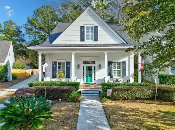 106 Comiskey Park Circle, Summerville, SC 29485