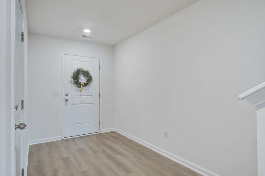 4633 Forest Hills Drive #103, North Charleston, SC 29418 - Image #3