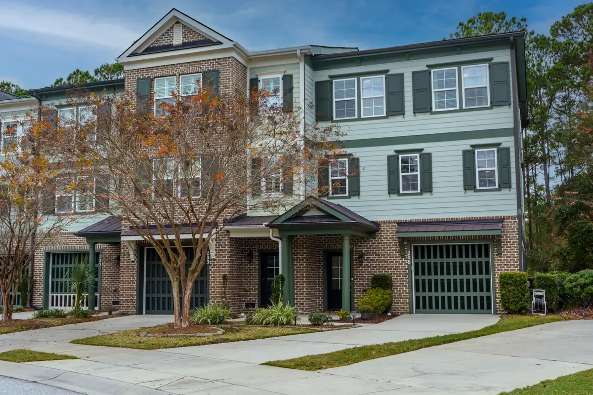 229 Slipper Shell Court, Mount Pleasant, SC 29464 - Image #1