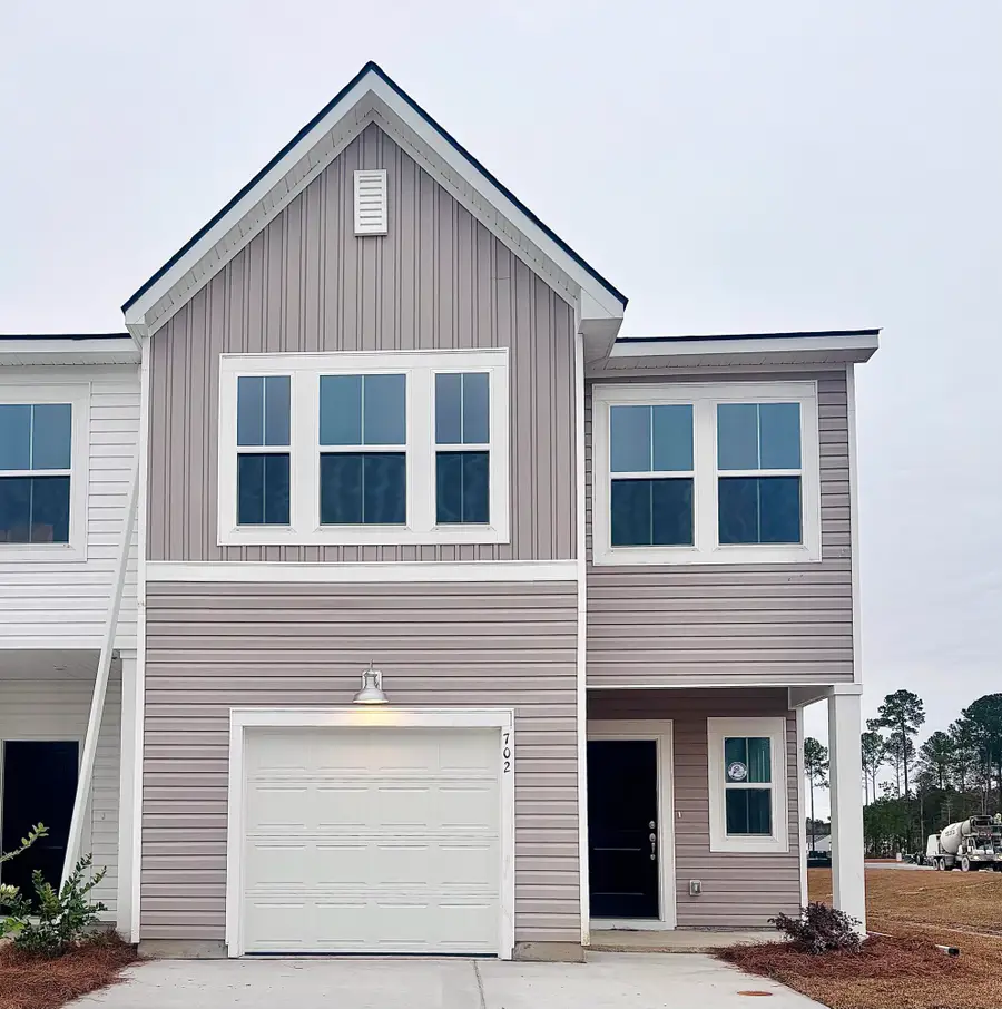 731 Ridgley Drive, Summerville, SC 29486 - Image #2