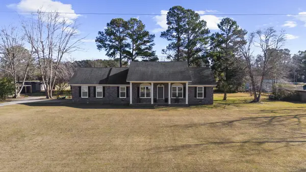 124 Laurel Bay Road, Harleyville, SC 29448