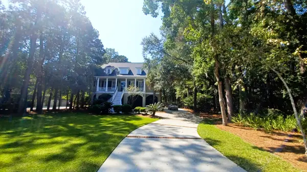 1492 Headquarters Plantation Drive, Johns Island, SC 29455