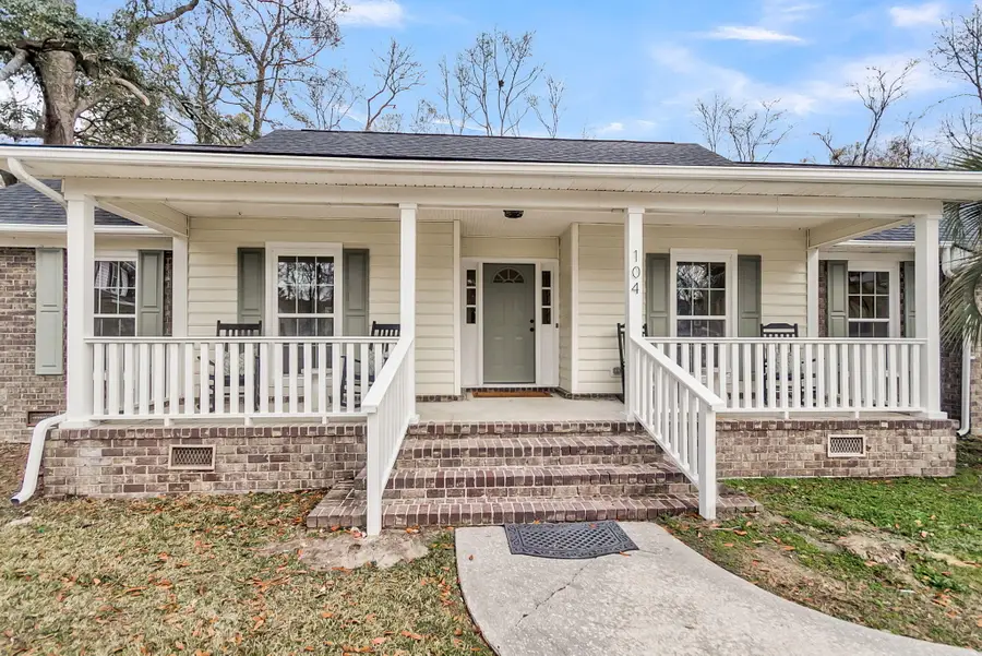 104 Meadowlark Court, Summerville, SC 29485 - Image #2