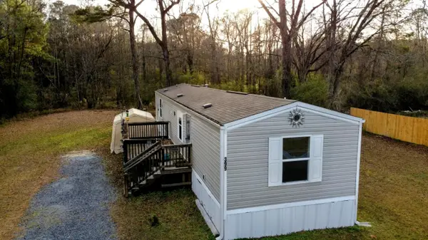 399 S Railroad Avenue, Ridgeville, SC 29472