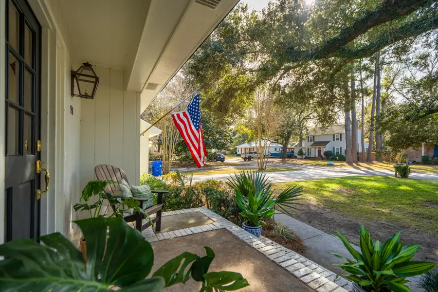 938 Sea Gull Drive, Mount Pleasant, SC 29464 - Image #2