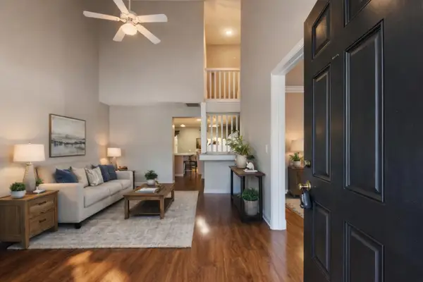 8038 Shadow Oak Drive, North Charleston, SC 29406