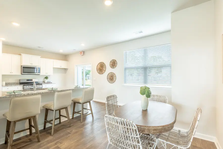 529 Lake Ridge Boulevard, Summerville, SC 29486 - Image #3