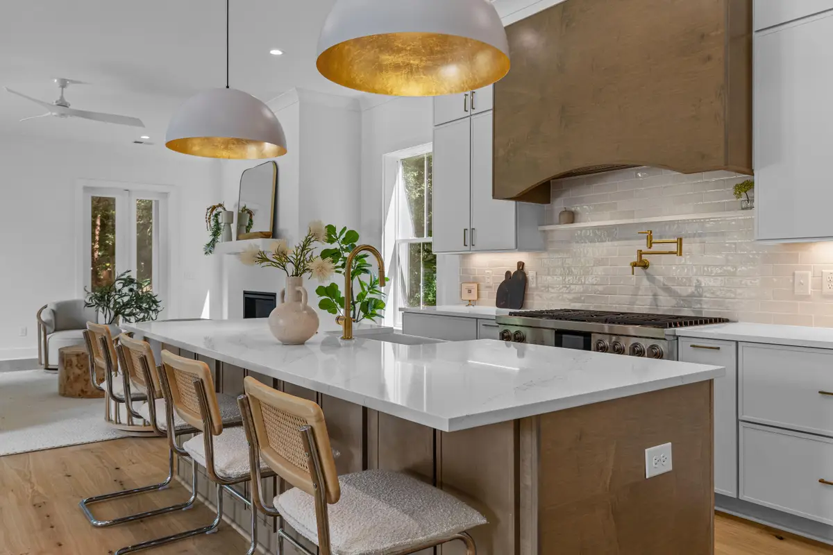 215 Marion Avenue, Summerville, SC 29483 - Image #1