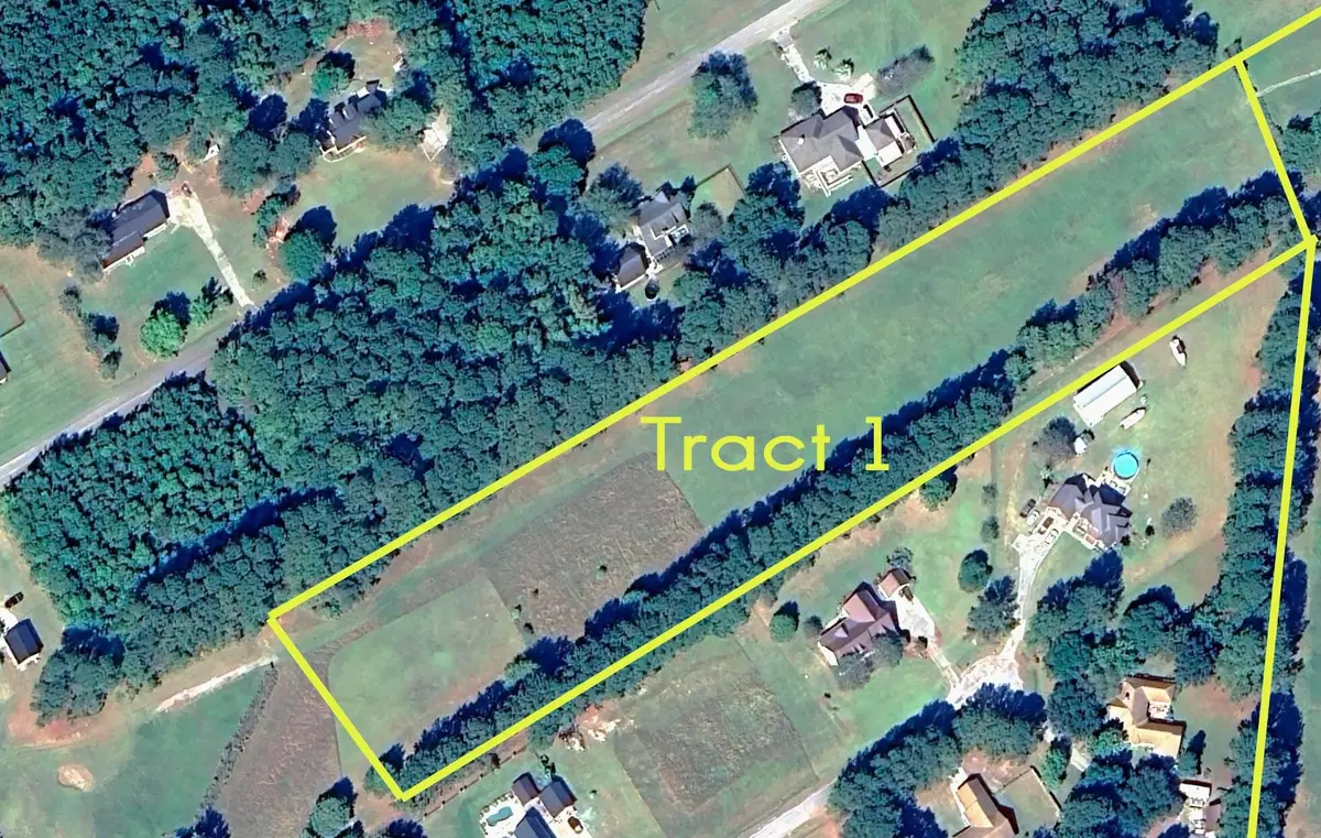 218-1 Clubhouse Circle, Saint George, SC 29477 - Image #1