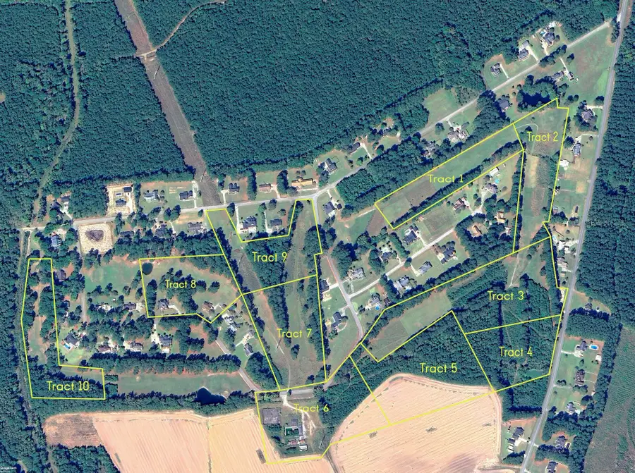 218-7 Clubhouse Circle, Saint George, SC 29477 - Image #2