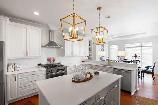 155 Wingo Way #423, Mount Pleasant, SC 29464