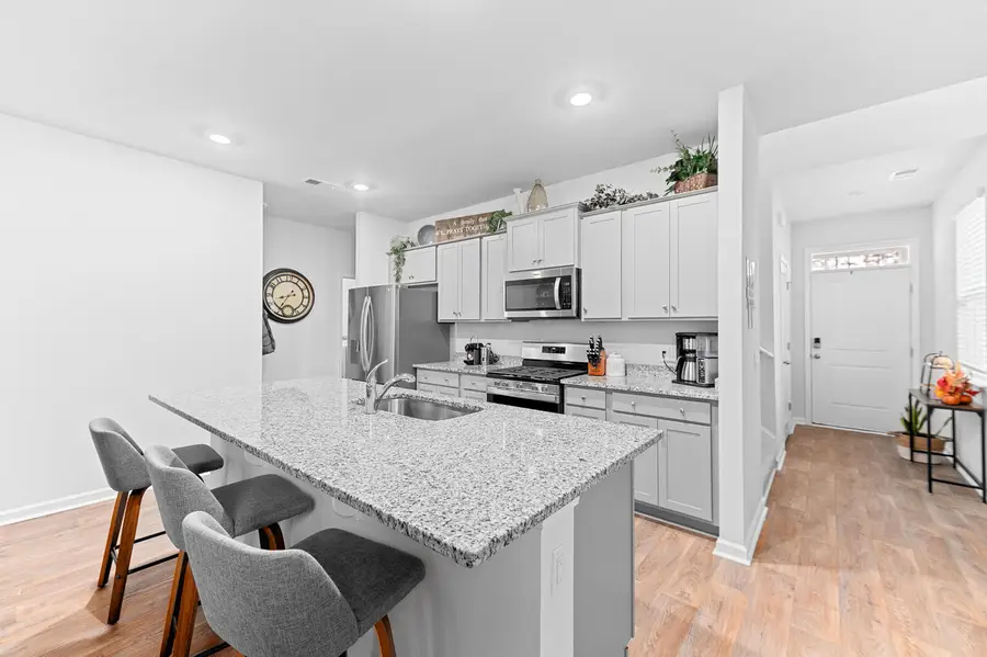 657 Ladywood Drive Drive, Summerville, SC 29486 - Image #3