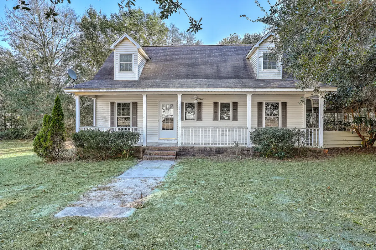 131 S Cove Drive, West Columbia, SC 29170 - Image #1